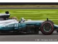 Hamilton holds off Verstappen to win in Japan