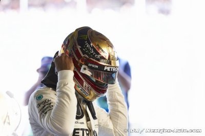 Hamilton&nbsp;: Le sport auto, un ’gouffre financier’ pour les jeunes 