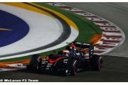 Button : Maldonado pilote de manière très étrange