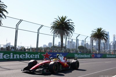 Ferrari en forme à Melbourne mais Leclerc pointe déjà le rythme de Mercedes F1