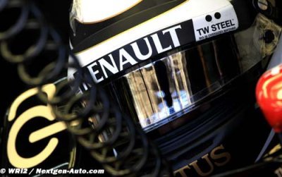 Raikkonen to begin break with snowmobile race