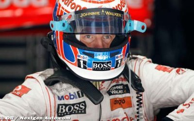 Button attend d’avoir plus de recul