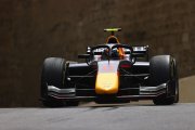 F2, Bakou, Course Sprint 2 : Vips remporte une course mouvementée