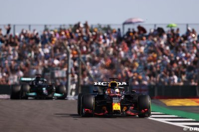 ‘Ils vont revenir très forts’&nbsp;: Mercedes F1 craint l’orgueil d’une équipe Red Bull ‘meurtrie’  