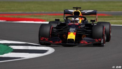 Jos Verstappen aimerait voir Max dans la même F1 que Lewis Hamilton