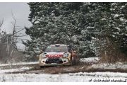 ES 4 : Loeb en patron, Neuville abandonne la partie