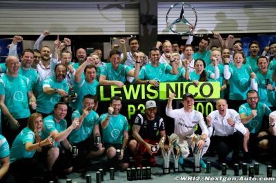 Hamilton ne panique pas pour le moment