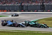Aston Martin F1 se trompe avec les slicks mais Alonso marque quatre points !