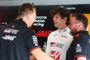 Haas F1 prête à garder Bearman 'au chaud' pour Ferrari, Câmara à la place d'Ocon ?