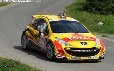 SS11: Neuville on a charge