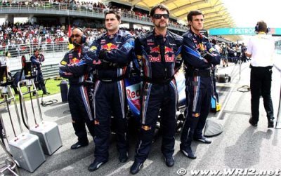 L’équipe Red Bull cache-t-elle quelque chose&nbsp;?