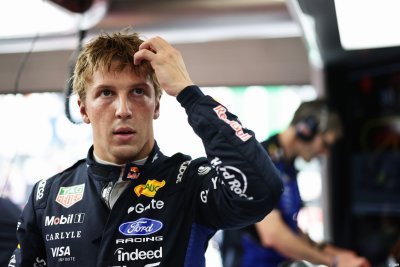 Lawson retrouve Red Bull et une RB22 ’très différente à piloter’