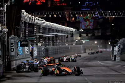 McLaren ’hara-kiri’ blows title race wide open