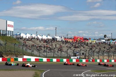 F1 tracks to ’pool’ insurance to cut costs