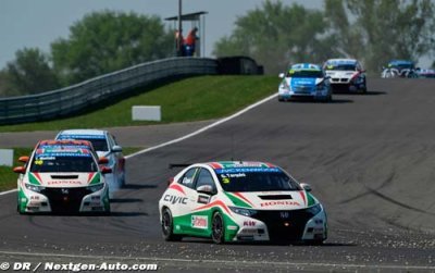 Hungaroring, L1&nbsp;: Tarquini devant Monteiro et Muller