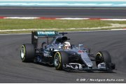 Sepang, FP3: Hamilton almost half a second clear of Verstappen