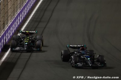 Rosberg&nbsp;: Hamilton avait ’la tête de celui battu par son équipier’ à Djeddah