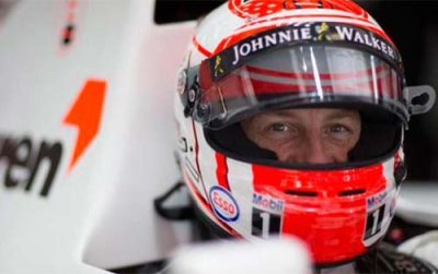 Button dans la McLaren MP4-6 d’Ayrton Senna