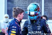 Russell n'en veut pas à Verstappen pour les insultes de Bakou
