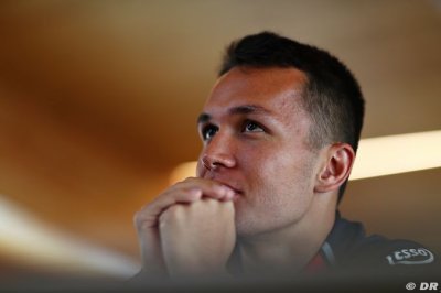 Albon n’est pas accablé par la future décision de Red Bull