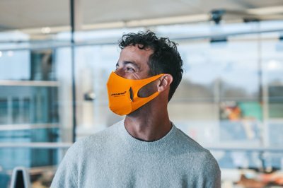 McLaren drivers are ’serious’ not ’goofy’ - boss