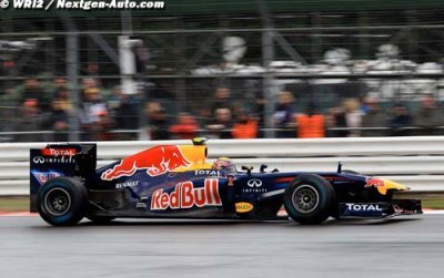 Webber should ’respect’ team orders - Briatore