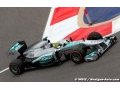 Mercedes arrête ses essais avec Pirelli