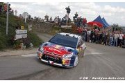 Dominant Loeb closes on seventh world crown