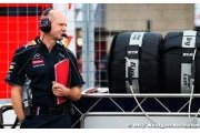 Lobby autour des Pirelli : Newey attaque Ferrari et Lotus