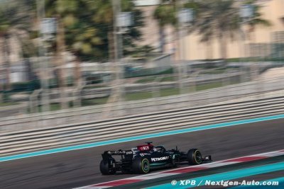 Essais de Yas Marina, J1&nbsp;: Meilleur temps pour De Vries