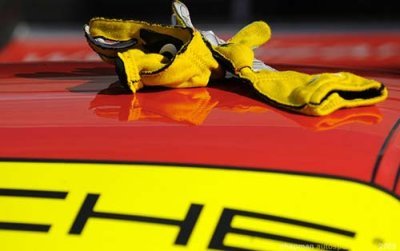 Trois pilotes connus chez Flying Lizard Motorsport