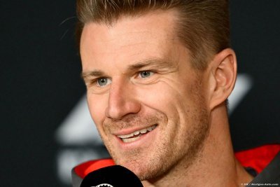 Hülkenberg a du ’retard’ sur la compréhension des F1 2026 après son abandon