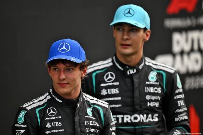 Mercedes orders spark Hamilton frustration