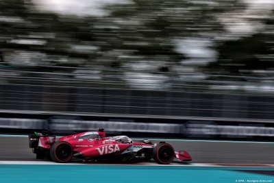 Horner encense Hadjar&nbsp;: il dépasse toutes nos attentes, c’est le meilleur rookie 