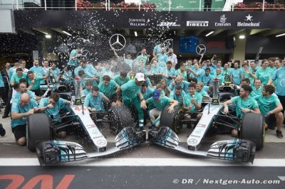 Hamilton conseille à son équipe de se concentrer à 100% sur la F1