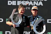 Wolff savoure le succès d'Antonelli : 'Les dieux de la course étaient enfin avec nous'