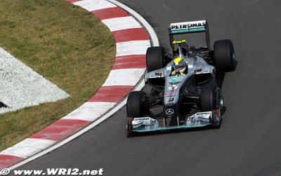 Rosberg marque quelques points pour Mercedes
