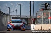 A disappointing start for Tom Coronel