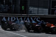 Suspension de Colapinto : Norris fait polémique, le trio Russell-Verstappen-Hadjar réplique 
