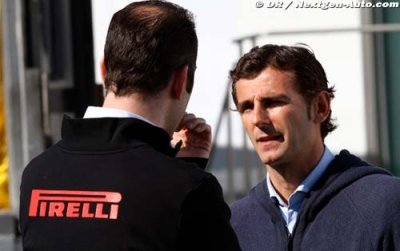 De la Rosa hoping for third driver role in 2011