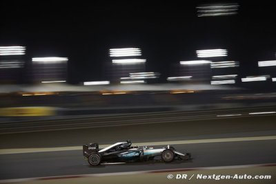 Rosberg rules in Bahrain ahead of Raikkonen and Hamilton