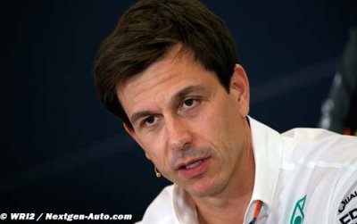 Vettel can benefit from Mercedes feud - Wolff