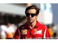 Alonso 'deserves' title more than Vettel - de la Rosa