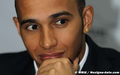 Des échanges de politesses entre Hamilton et Ferrari