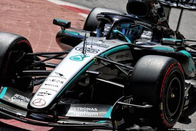 Russell en difficulté, Verstappen revient dans les discussions chez Mercedes F1
