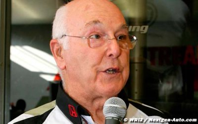 Murray Walker signals end for free-to-air TV