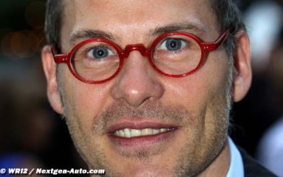 Villeneuve no longer hunting F1 return seat
