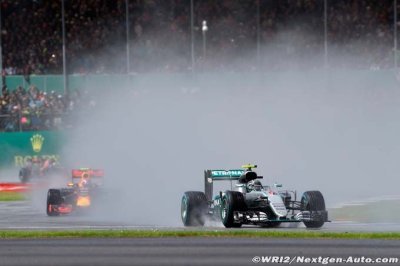 Rosberg se contente de la deuxième place 