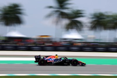 GP de Bahreïn, EL1&nbsp;: Verstappen en tête devant Russell pour le retour à Sepang