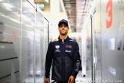 Red Bull a expliqué le contrat avec Honda à Ricciardo